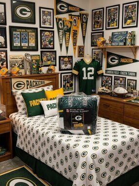 Northwest NFL Green Bay Packers Royal Plush Raschel Blanket Twin 60x80